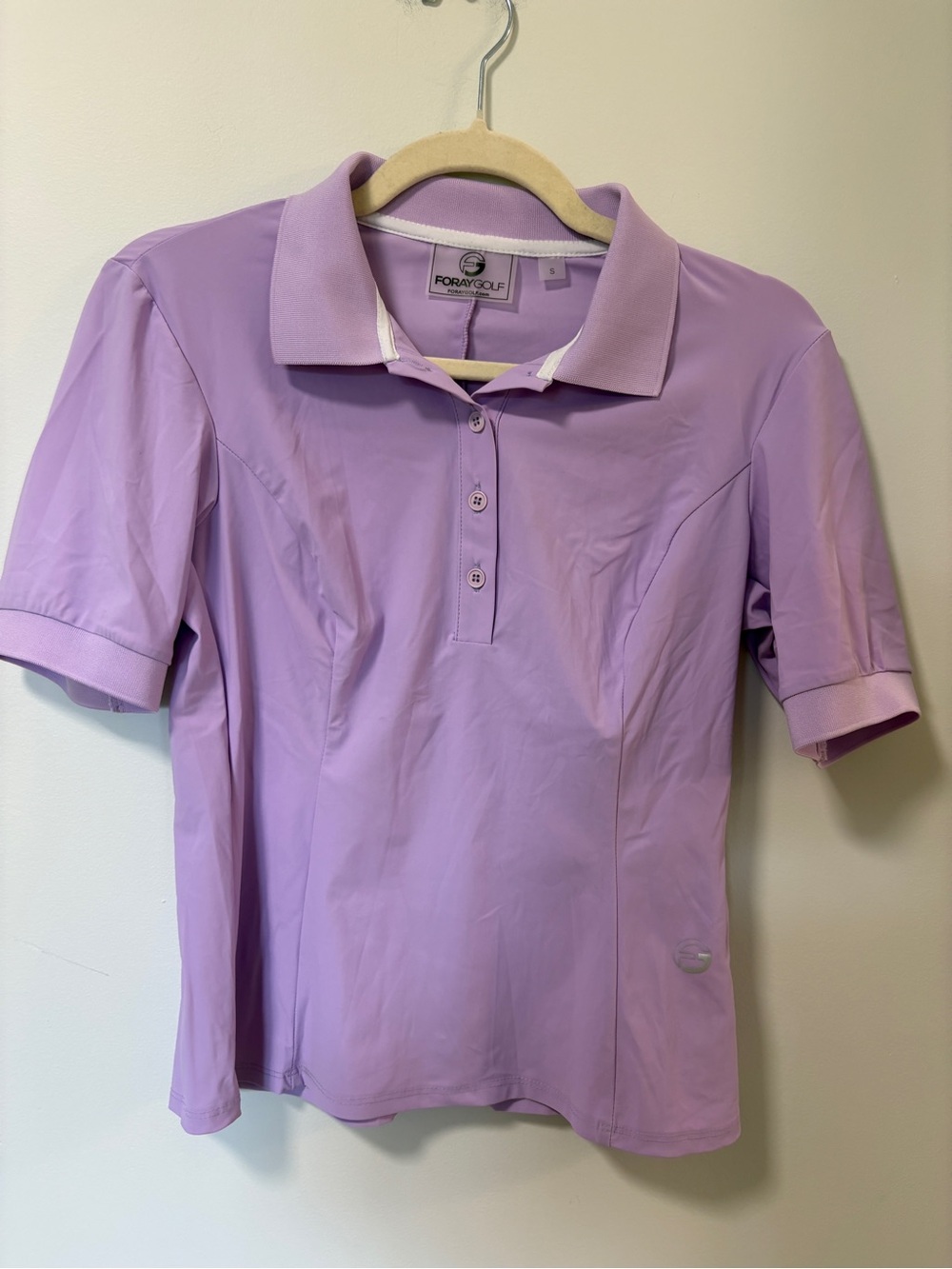 Foray Golf Women's Lilac Purple V-Neck Henley Short Sleeve Stretch Tennis Top